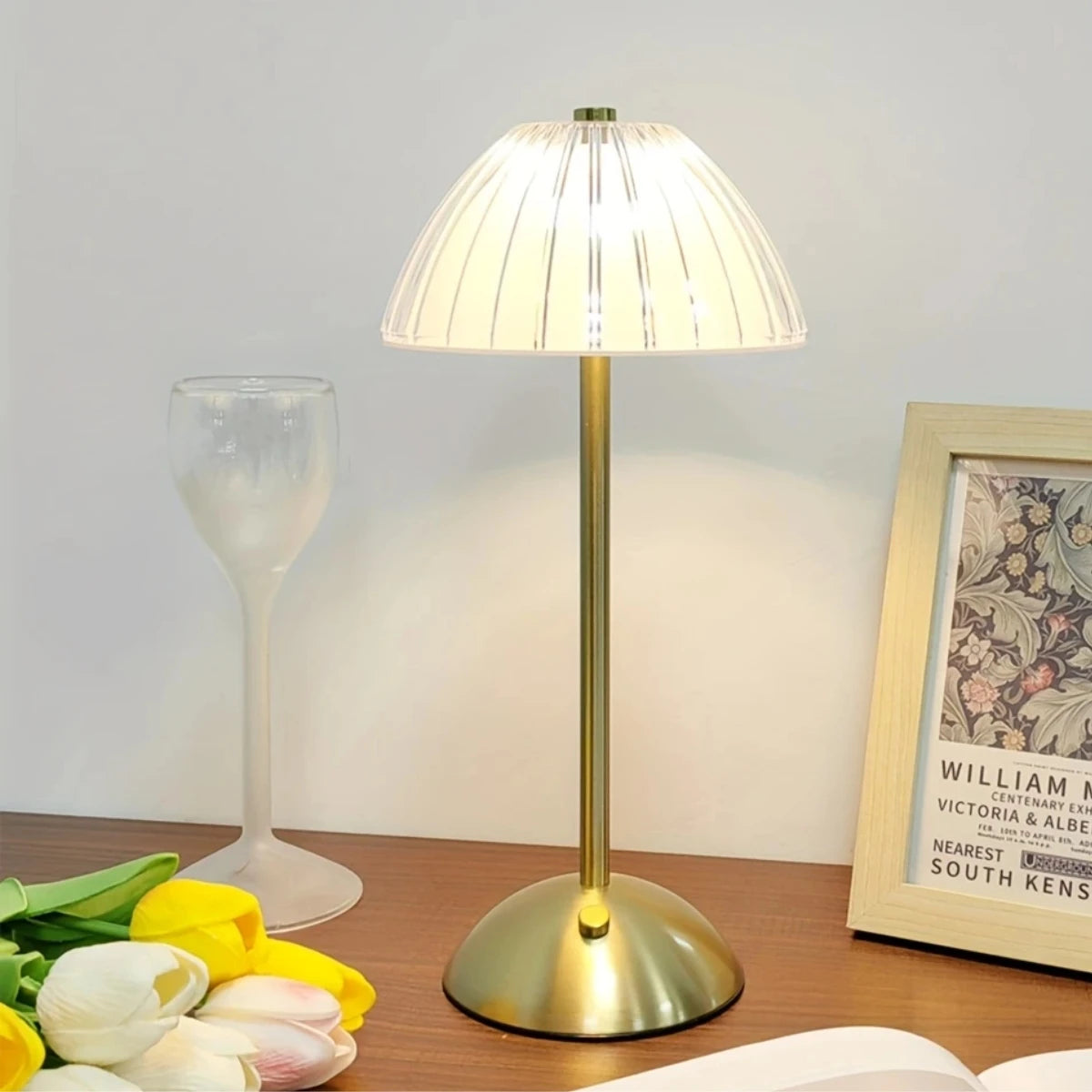 Table Lamp LED Touch Sensor Dimmable Desktop Night Light Rechargeable Wireless Reading Lamp for Hotel Bar Bedroom Decor Light
